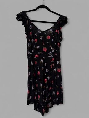 American Eagle Floral Open Back Flutter Sleeve Romper Small with Pockets
